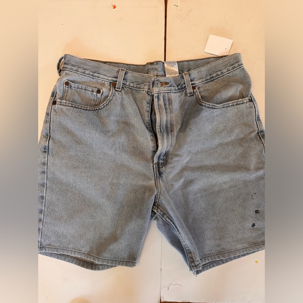 Vintage Levi's 505 Dad/Mom Shorts 36 Reg Fit 2005 Light Wash Y2K Denim No Patch